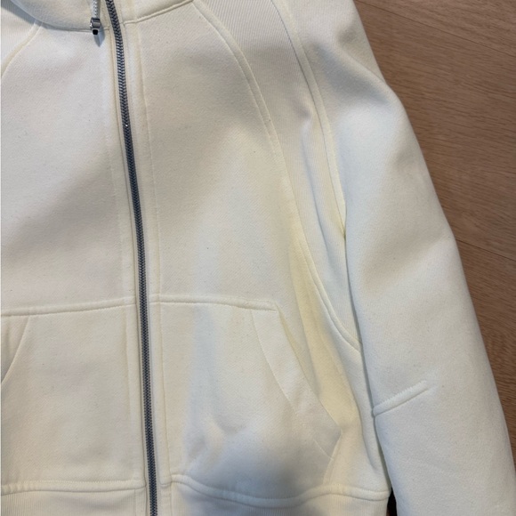 Lululemon Scuba Oversized Full Zip Hoodie - Picture 7 of 7